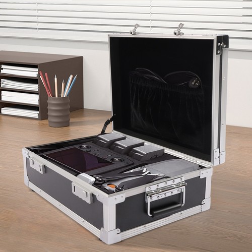 Aluminum hard case - aluminum,